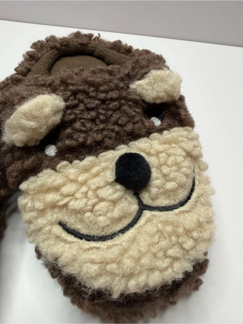 Totes Toasties kids' plush bear slippers Sherpa - Brown & Cream 11-12